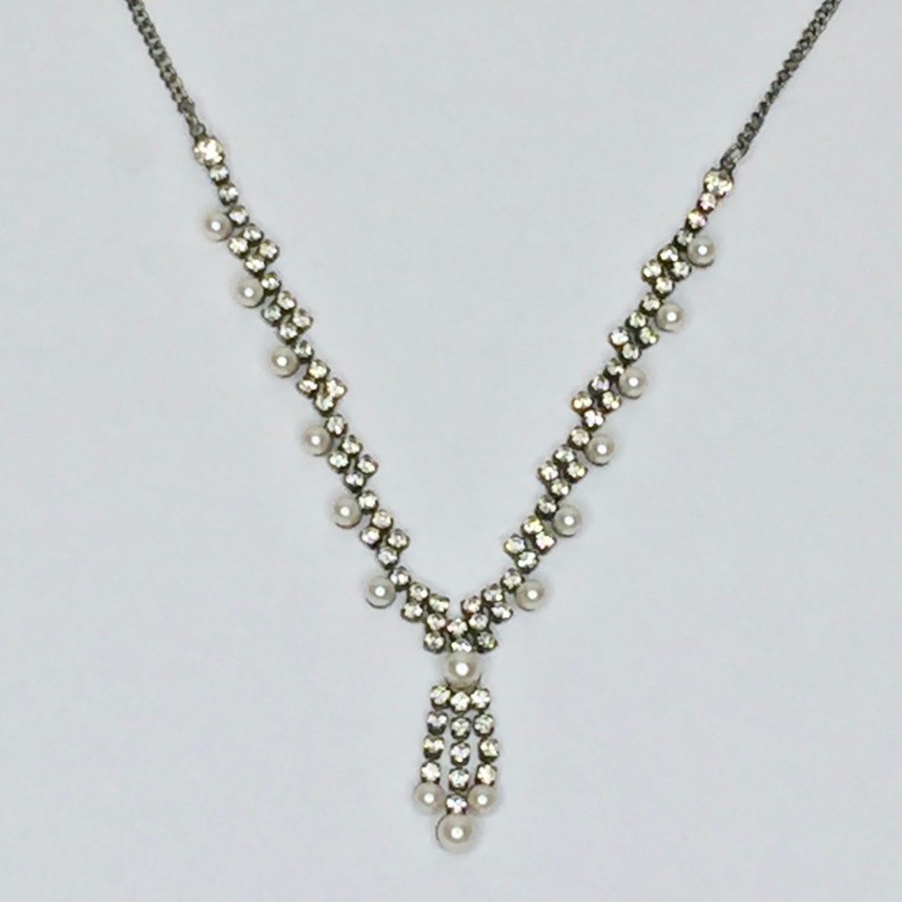 Rhinestone Faux Pearl Necklace 16" Costume Jewelry